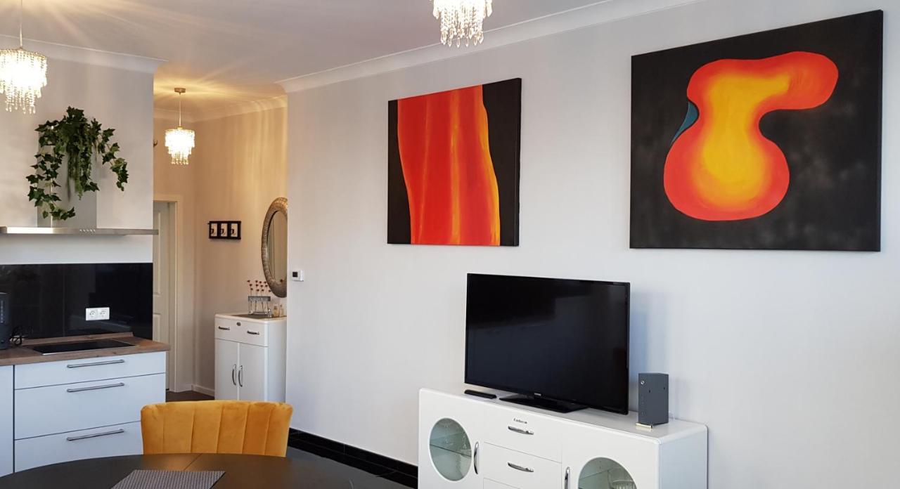 Bismarck-Apartment Kaiserslautern Buitenkant foto